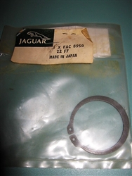 XJ6 XJ40 XJS Air Injection Pump Circlip EAC8950