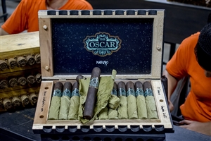 The Oscar Maduro Toro (Single Stick)