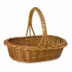 Poland is famous for hand made willow baskets. This is a tradition in areas of the country where willow grows wild and is very much a village and family industry. Beautifully crafted and sturdy, these baskets can last a generation. Perfect for Easter, pic