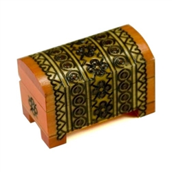 Petite Carved Wooden Chest. Very detailed hand carved decoration. 3-tone, amber/maple/red finish.