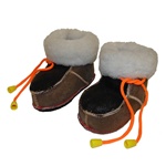 These beautiful hand sewn, fur lined leather baby booties are ultra light and come in a variety of colors. Indoor use only. Made In Poland.