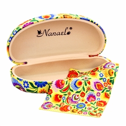 A traditional floral paper cut design from Lowicz on an extra large eye glass case with a matching glass cleaning cloth.