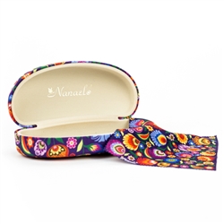 A traditional floral paper cut design from Lowicz on an extra large eye glass case with a matching glass cleaning cloth.