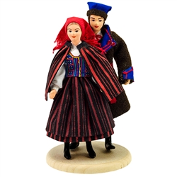 Our lovely couple are from south central Poland in the area around the city of Kielce. These dolls are perfect, clothed in authentic regional folk costumes, as certified by the Polish Ministry of Culture. These traditional Polish dolls are completely hand