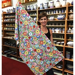 Polish Bath Towel with and Opolskie flower pattern. Size 27.5" x 55"
Double layer towel: cotton / microfiber
Colorful print on one side, white bottom
Soft to the touch, very absorbent
Perfect for everyday use and for a gift.