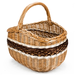 Poland is famous for hand made willow baskets.  This is a tradition in areas of the country where willow grows wild and is very much a village and family industry.  Beautifully crafted and sturdy, these baskets can last a generation.  Perfect for Easter,