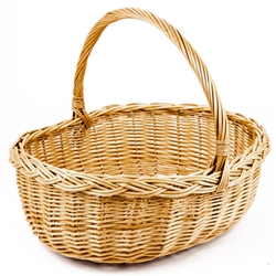 Poland is famous for hand made willow baskets. This is a tradition in areas of the country where willow grows wild and is very much a village and family industry. Beautifully crafted and sturdy, these baskets can last a generation. Perfect for Easter, pic