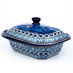 Polish Pottery 7" personal Covered Baker. Hand made in Poland. Pattern U408 designed by Jacek Chyla.