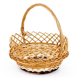 Poland is famous for hand made willow baskets. This is a tradition in areas of the country where willow grows wild and is very much a village and family industry. Beautifully crafted and sturdy, these baskets can last a generation. Perfect for Easter, pic