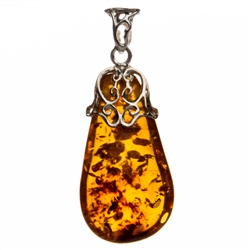 Amber (Bursztyn in Polish) is fossilized tree sap that dates back 40 million years. It comes from all around the world, but the highest quality and richest deposits are found around the Baltic Sea.