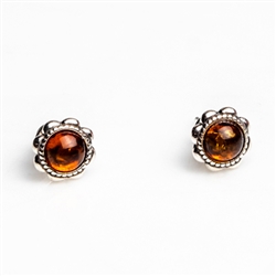 Gorgeous Baltic Amber square stud earrings surrounded with a ring of Sterling Silver leaves.