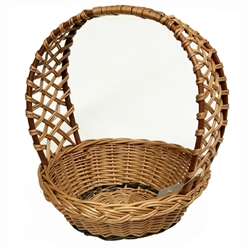 Poland is famous for hand made willow baskets.  This model is a beautifully woven lattice handle using 2 shades of willow.  Beautifully crafted and sturdy, these baskets can last a generation.  Perfect for Easter.