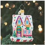 Sweet dreams are made of these! This lovely little gingerbread house twinkles with holiday spirit, generously laden with icing "snow" and bedecked with jewel-like gumdrops.
DIMENSIONS: 3 in (H) x 2 in (L) x 2 in (W)