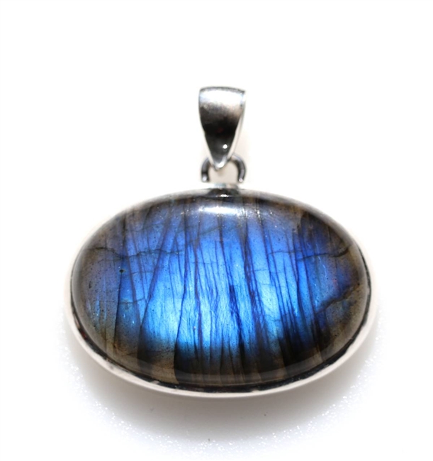 labradorite cabochon pendant horizontal oval stunning iridescence of vivid blues 1-1/2"