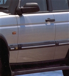 Discovery Bodyside Molding with Chrome STC50168