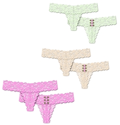 Allover lace thong with 3 buds on the back