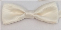 349 ZAZZI ivory rib weave bow