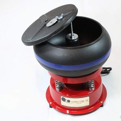 3 Quart Vibratory Tumbler - Wet or Dry