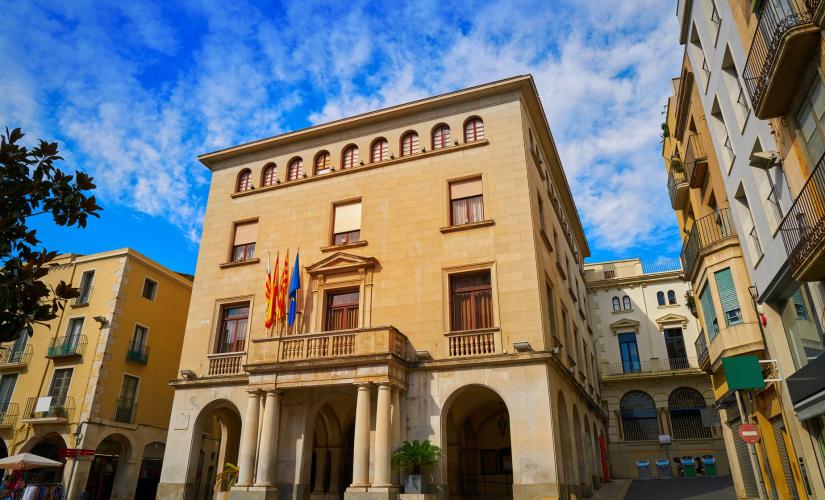 Girona, Figueres and Dali Tour from Barcelona (Jewish Quarter, Joies Dali)