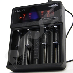 Efest LUC V4 - Four Bay LCD Charger