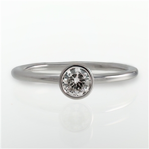 diamond bezel ring