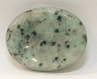 HO5-31 WORRY STONE IN KIWI