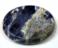 HO5-52  WORRY STONE IN EUROPEAN SODLITE