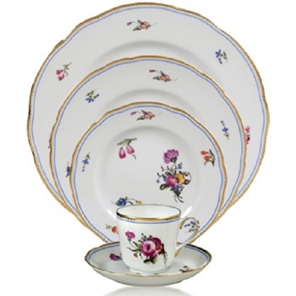 Bernardaud A La Reine Five Piece Place Setting