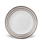 L'objet Perlee Platinum Dessert Plate