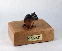 Wildlife Urn - Chipmunk