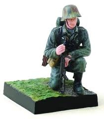 Approach to Stalingrad, Autumn 1942 - Kneeling German Soldier