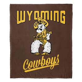 Wyoming Cowboys Alumni Silk Touch Throw Blanket  