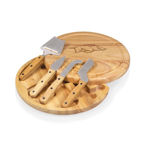 Arkansas Sports Razorbacks Circo Cheese Tools Set and Cutting Board