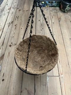 Hanging Basket with Coco Liner 14"