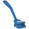 Vikan 3089, Vikan Small Utility Brush - Stiff This small, light-weight brush has a broad head and an ergonomically angled handle. This design raises the user's hand from the cleaning surface, reducing the risk of injury.