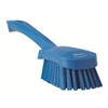 Vikan 4190, Vikan Short-handled hand brush soft bristles This fully color-coded, short-handled, wash brush has a comfortable grip allowing you to work for long periods of time without hand fatigue.