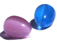 Cat's Eye Fiber Optic Glass Egg 1"