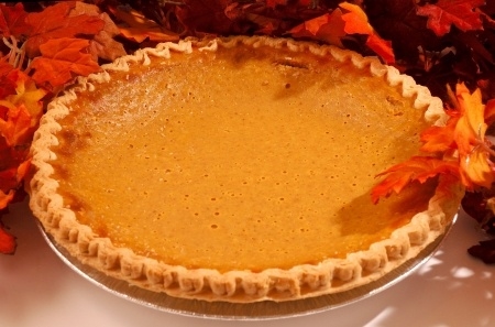 Pumpkin Pie, 4 oz. bottle of Pumpkin Pie fragrance. Soy carrier.  1/2 oz.-1 oz. per pound of wax.