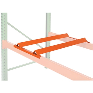 Metal barrel cradles for pallet racking