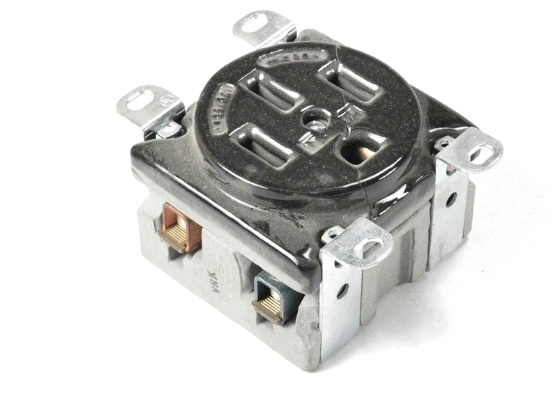 14-50R HBL9450 3894 SLATER FLUSH POWER OUTLET 4-WIRE GROUNDED 50A 125/250V SOLDERLESS PRESSURE CONNECTOR