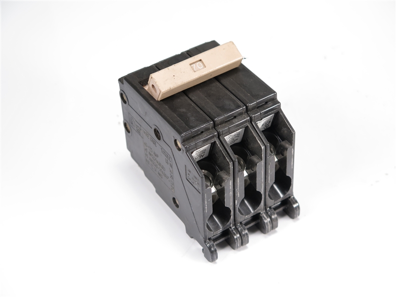 CH370 W3 CUTLER HAMMER CIRCUIT BREAKER