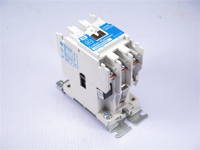 CN35DN3 CUTLER HAMMER LIGHTING CONTACTOR