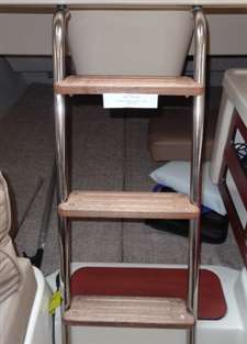 LADDER, COMPANIONWAY, CABIN ENTRY, 26M