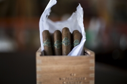 La Hacienda Gran Robusto Box of 25 Cigars