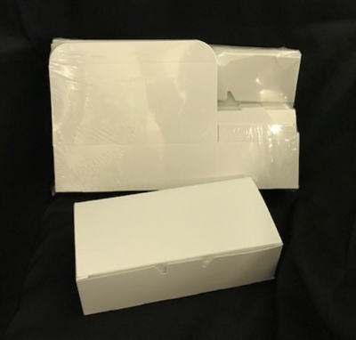 1 Pound White Candy Boxes