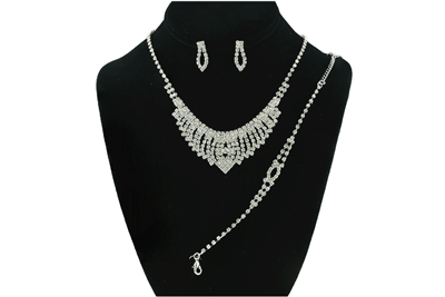 CRYSTAL BRACELET & NECKLACE SET