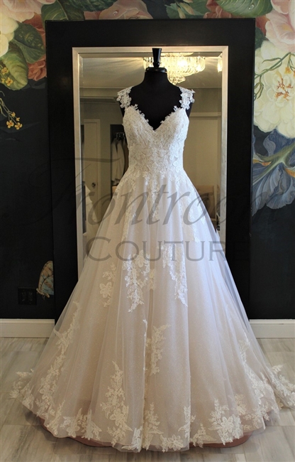 CAROLINA | Lace A-line Sweetheart Gown with Glitter Layer