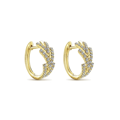 In 14k yellow gold, these diamond huggies showcase 0.49 carats of diamond brilliance in a repeating v pattern.