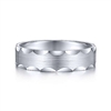 This grooved men's wedding band features a grooved edge is 6 mm wide and is featured in 14k white gold.