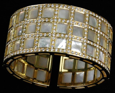 Fine Jewelry - Bracelets - 14 Karat Yellow Gold and Mother of Pearl  Bracelet